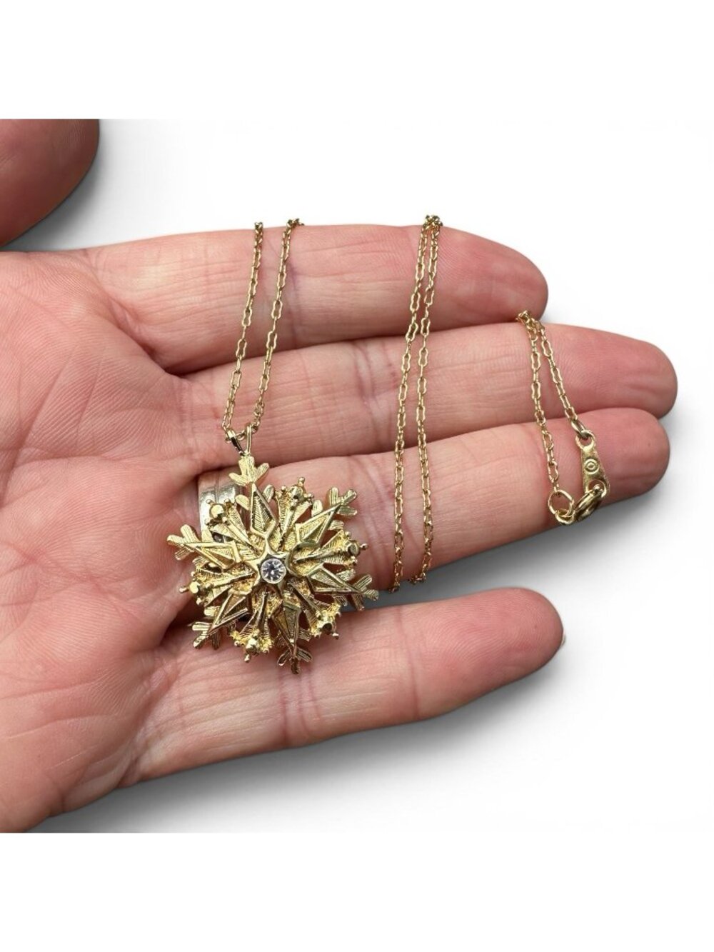 Vintage Avon Gold Plated And Rhinestone Snowflake Pendant Necklace 20” 3D